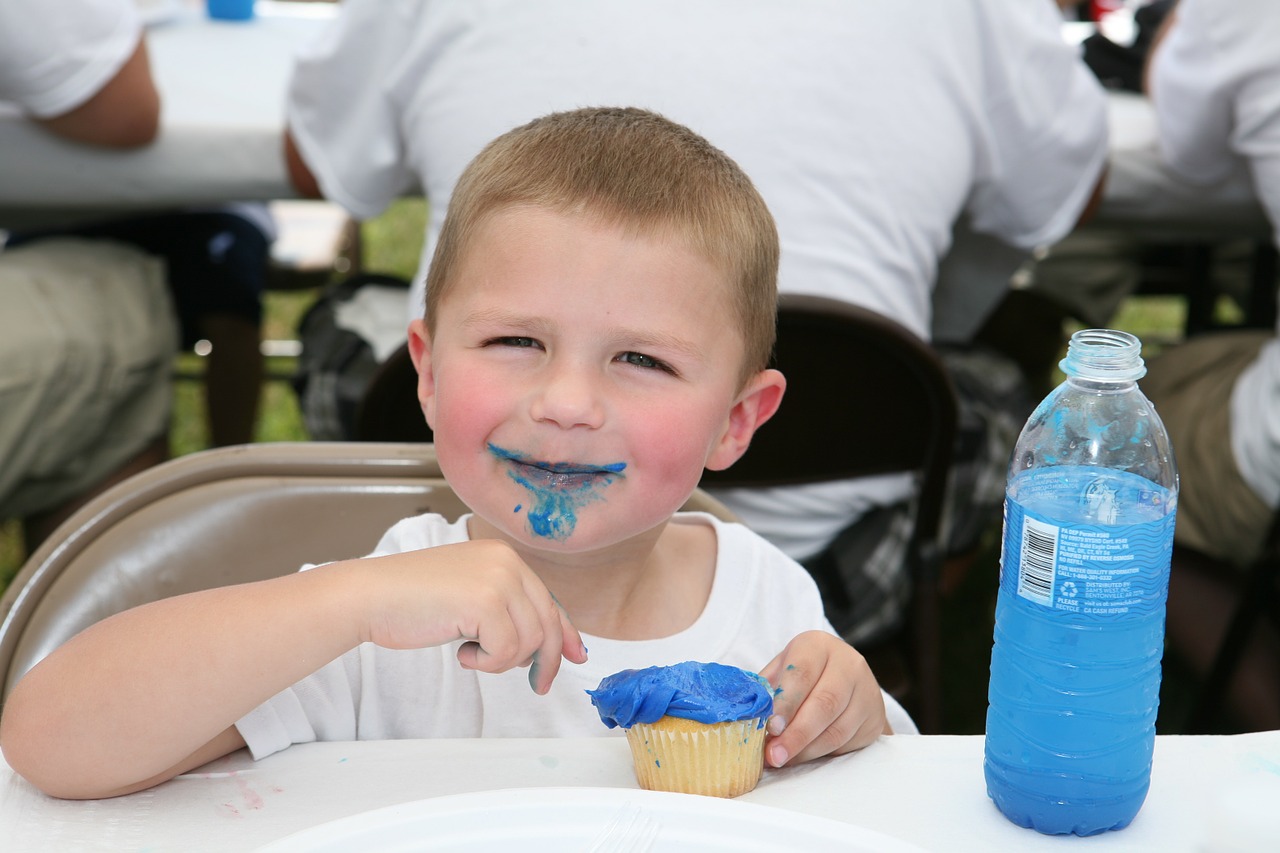 boy eating junk